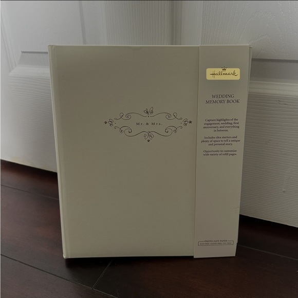 Brand New Hallmark Mr. & Mrs. Wedding Album Photo Book - Picture 1 of 7